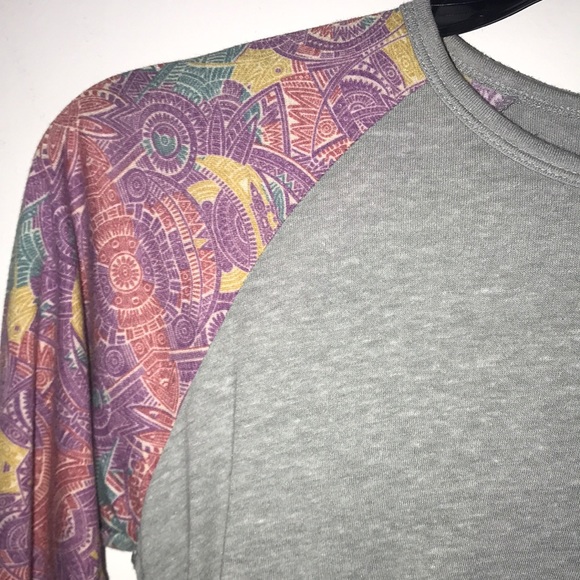 Lularoe Randy Tee - Picture 1 of 8